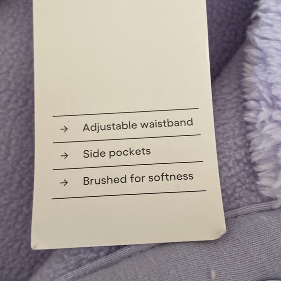 All in Motion Sherpa Lilac Color brand new with tag size M so soft and warm - Picture 4 of 15